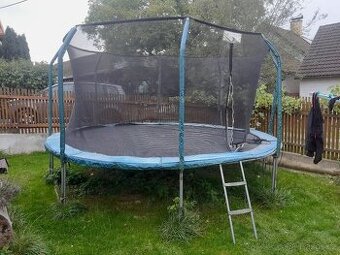 Trampolina prumer 4m