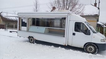 Foodtruck prodejna stánek občerstvení food truck  xxxl