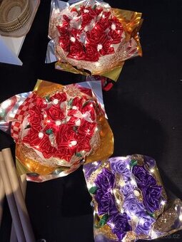 Kytice růží ze saténových stuh 💐