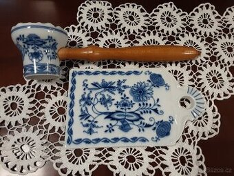 Cibulakové prkénko s paličkou