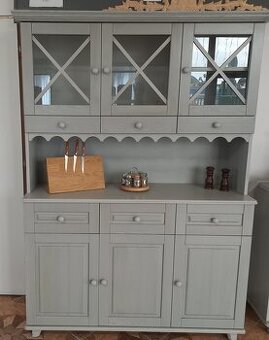 dřevěný kredenc, příborník z masivního dřeva borovice Amelia