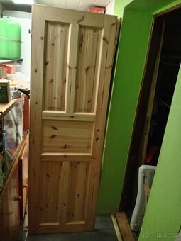 Dveře z masivu