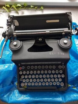 Psací stroj Olivetti