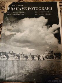 Kniha Praha ve fotografii z roku 1960