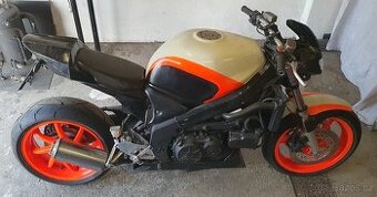 Honda Vfr 750 rc36 DÍLY