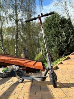 Koloběžka Xiaomi Mi Electric Scooter Pro 2