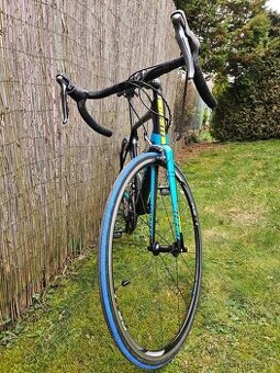 Giant Advanced