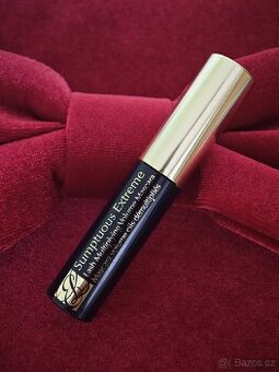 Sumptuous Extreme Lash Multiplying Volume Mascara