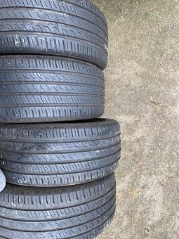 Pneu 225/45 R17