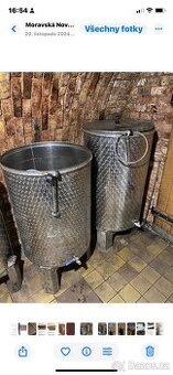 Nerezova nadrz na vino