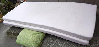 Dvě molitanové matrace 80x185 cm, výška 9 cm, potah na zip - 1