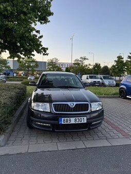 Superb 1.9 2008