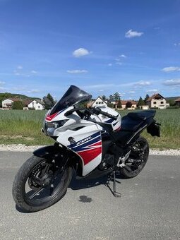 Honda CBR 125 R – 70 000 Kč (sleva možná)