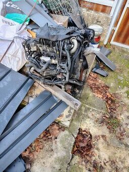 Prodám motor 1.6hdi 80kw 9HZ