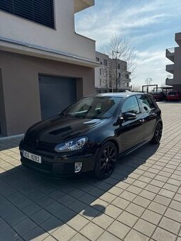 VW Golf GTI 155kW DSG Adidas
