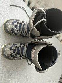 Snowbordové boty zn. Vans vel. 38 - 1