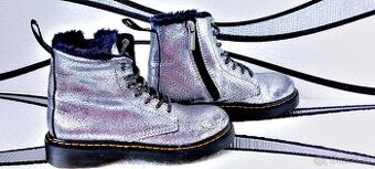 SENZAČNÍ VYTEPLENÉ KOTNÍKOVÉ BOTY-dr.MARTENS-vel.32