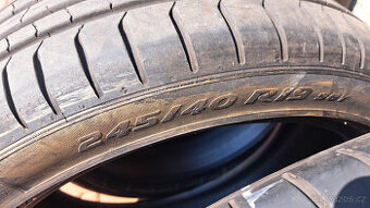 Pneu Pirelli Zero - 1