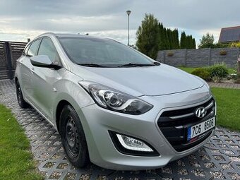 Hyundai i30 combi 1.6 88kW Nové v ČR 5/2026 najeto 93 885km