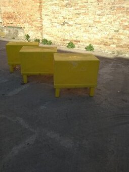 Plastový box na čerpadlo