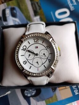 Hodinky Tommy Hilfiger