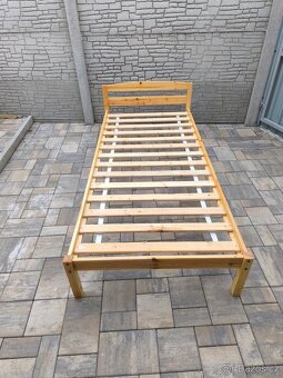 Prodám postel 90cm x 200cm - 1