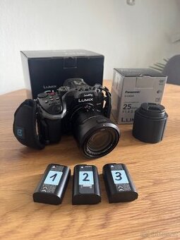 Panasonic Lumix GH6 + 2 objektivy + 3 baterie + klec - 1