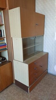 Sektorová skříň - 1