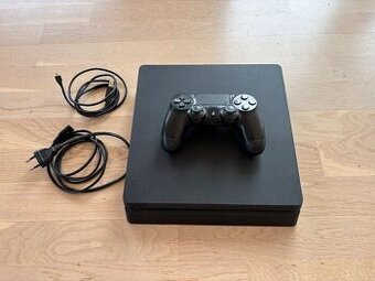PlayStation 4 slim