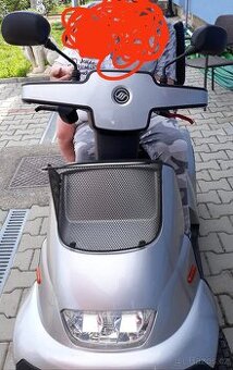 Elektrický skútr afikim Breeze S4