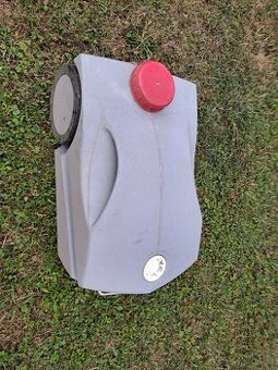 odpadni nadrz z Hobby 440