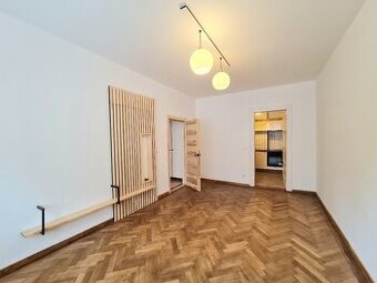 Prodej bytu 2+1 (50,5 m2), Baranova, Praha 3