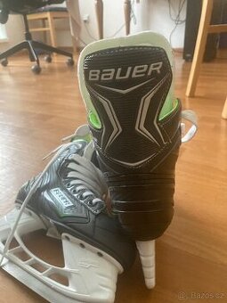 Chlapecké brusle Bauer lightspeed proII, vel. 35
