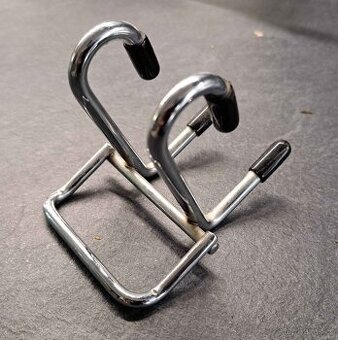 Držák na prkénka na závěsný systém