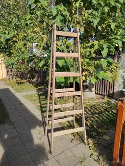 Žebřík dřevěný dvoudílný 6 příček.