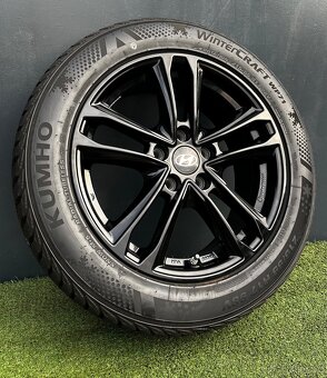Alu kola Hyundai, Kia 215/55/17 zimní 100% stav
