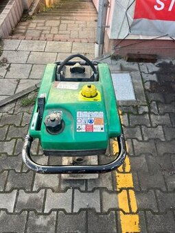 Vibrační pech Wacker