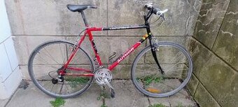 Trekingové kolo Author