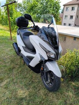 Kymco X-town 125i ABS CZ TP