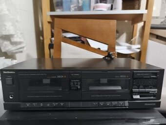 Technics RS-T22 stereo Double cassette Deck Technics RS-T22
