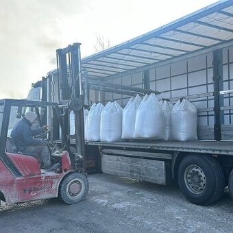 Granulovaný vápenec