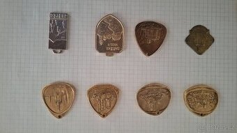 prodám kovové známky