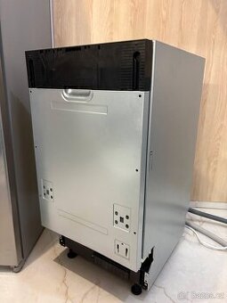 Nová vestavná myčka v záruce