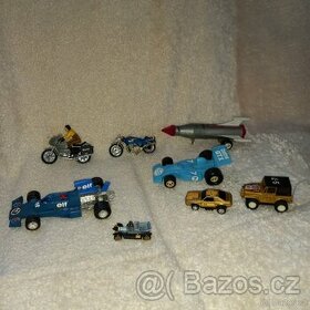 Retro hračky, auta a motorky - 1