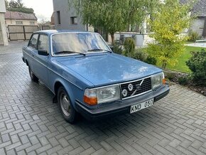 Volvo 242 DL 2,0i rok 1981 jen 60000km - 1