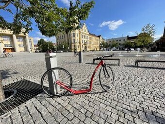 KOSTKA KOLOBĚŽKA RACER PRO 28/28