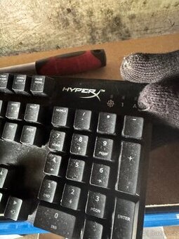 Herní mechanická klávesnice HyperX