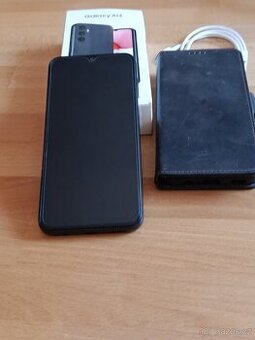 Mobilní telefon