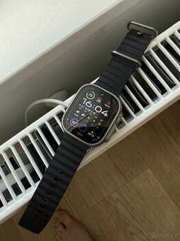 Apple Watch Ultra - 90% baterie