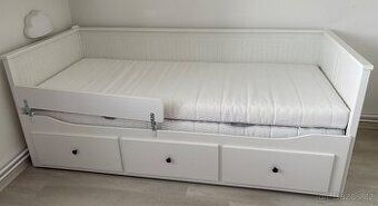 HEMNES IKEA POSTEL